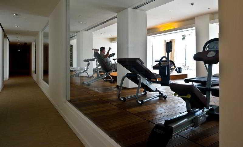La Maddalena Hotel & Yacht Club מראה חיצוני תמונה