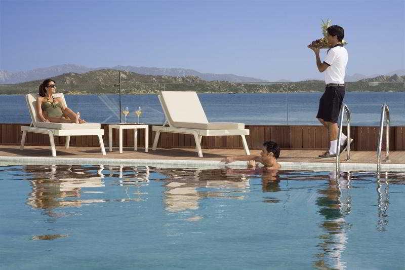 La Maddalena Hotel & Yacht Club מראה חיצוני תמונה