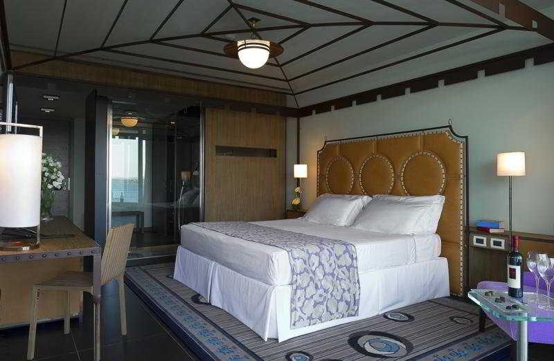 La Maddalena Hotel & Yacht Club מראה חיצוני תמונה